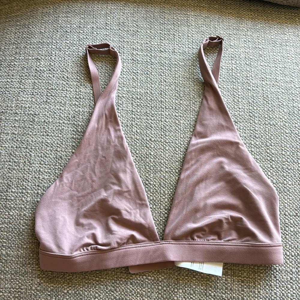 Lululemon wundermost top